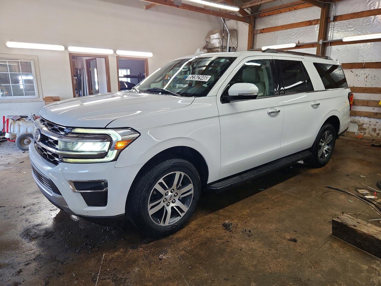 FORD EXPEDITION 2024