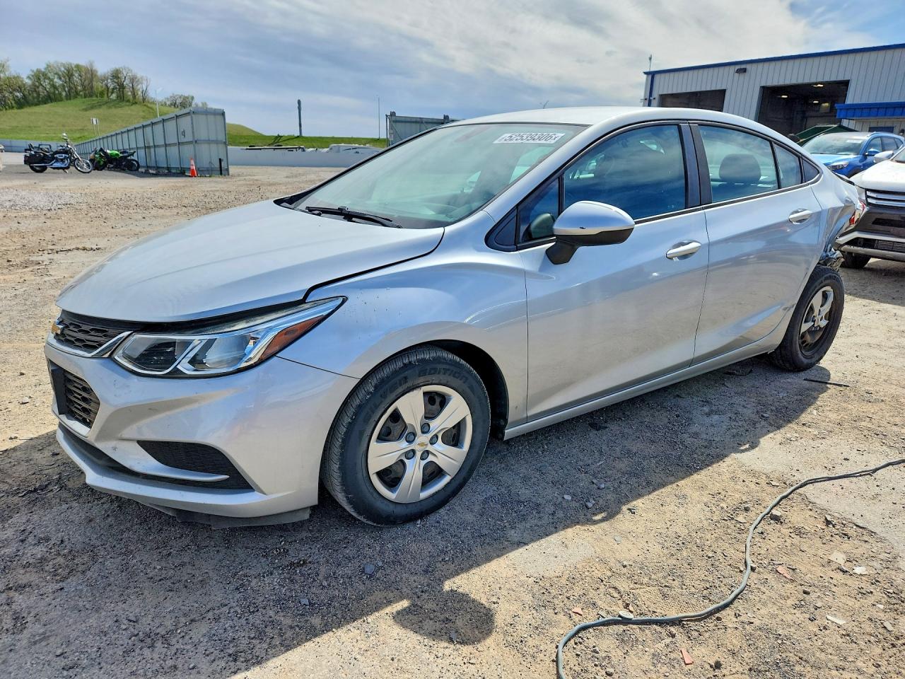 CHEVROLET CRUZE 2017