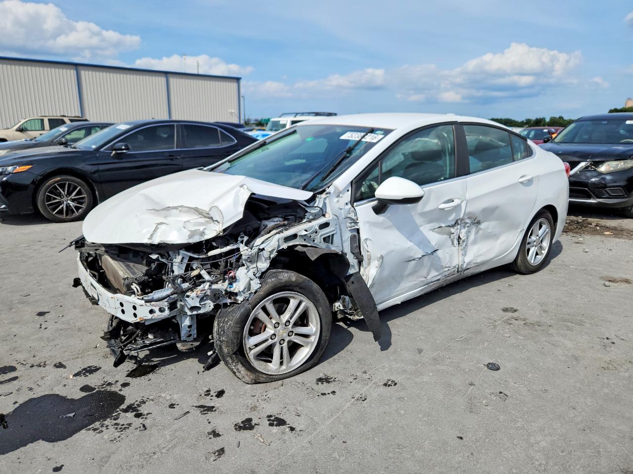 CHEVROLET CRUZE 2017
