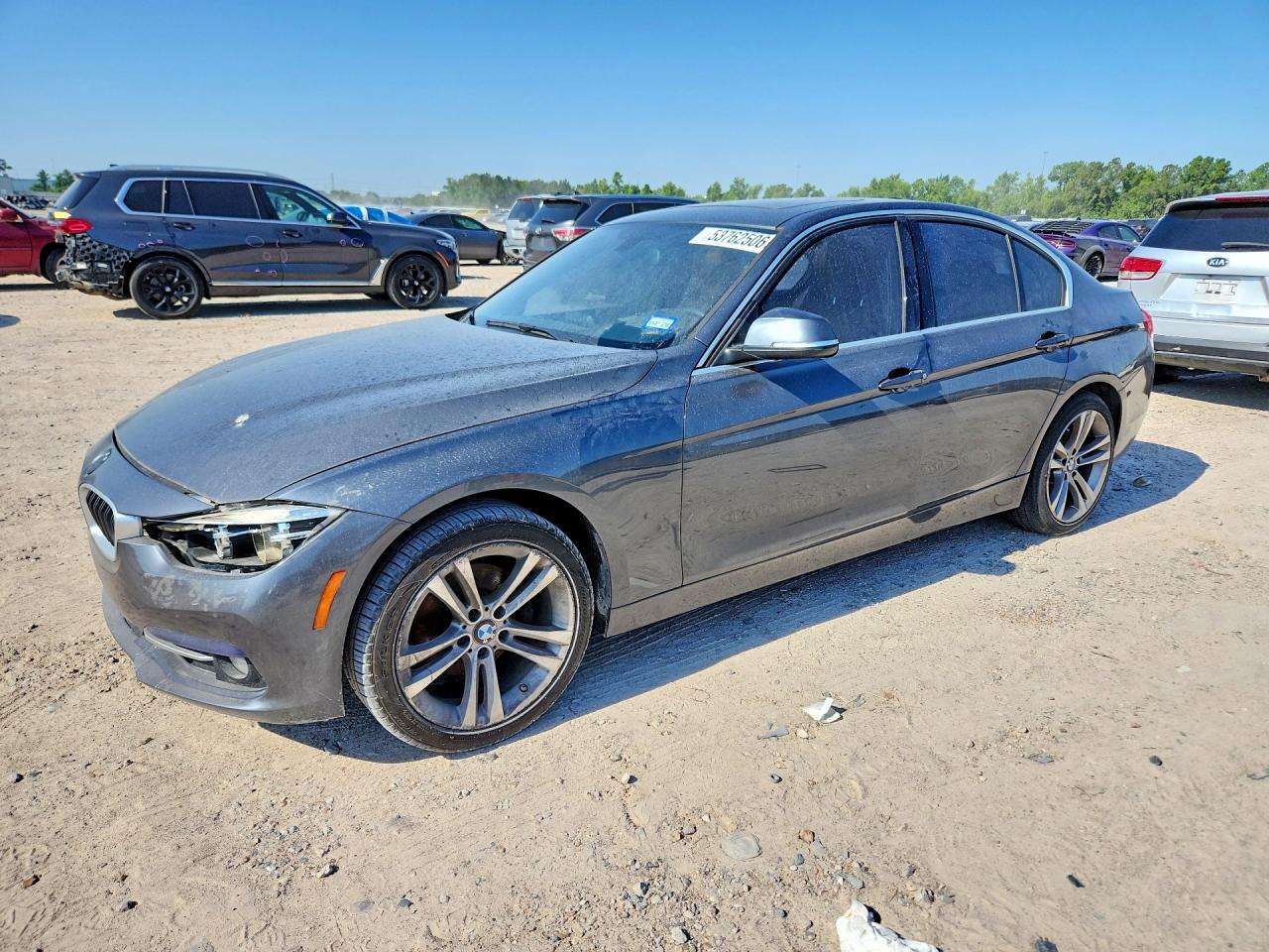 BMW 330 2018