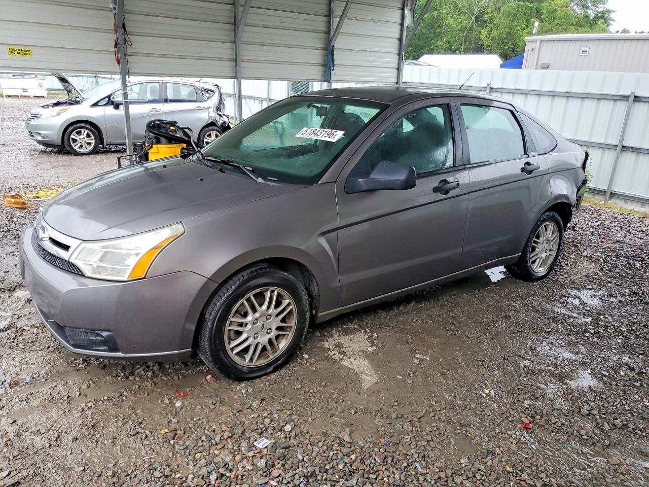 FORD FOCUS 2010