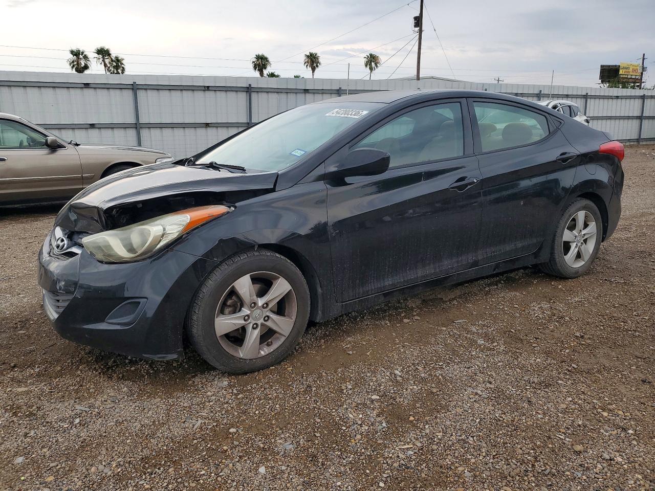 HYUNDAI ELANTRA 2013