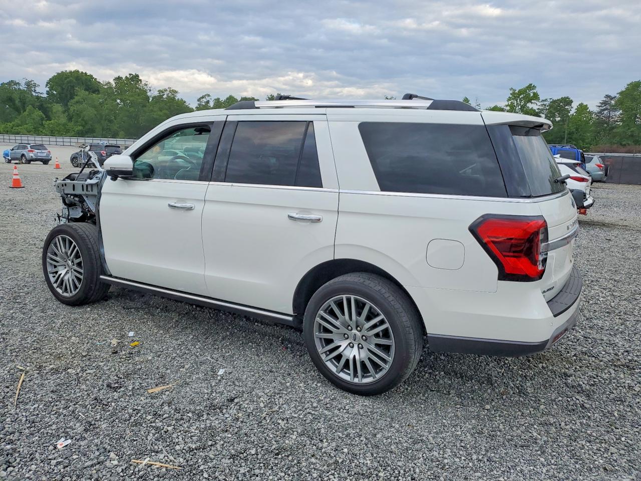 FORD EXPEDITION 2024