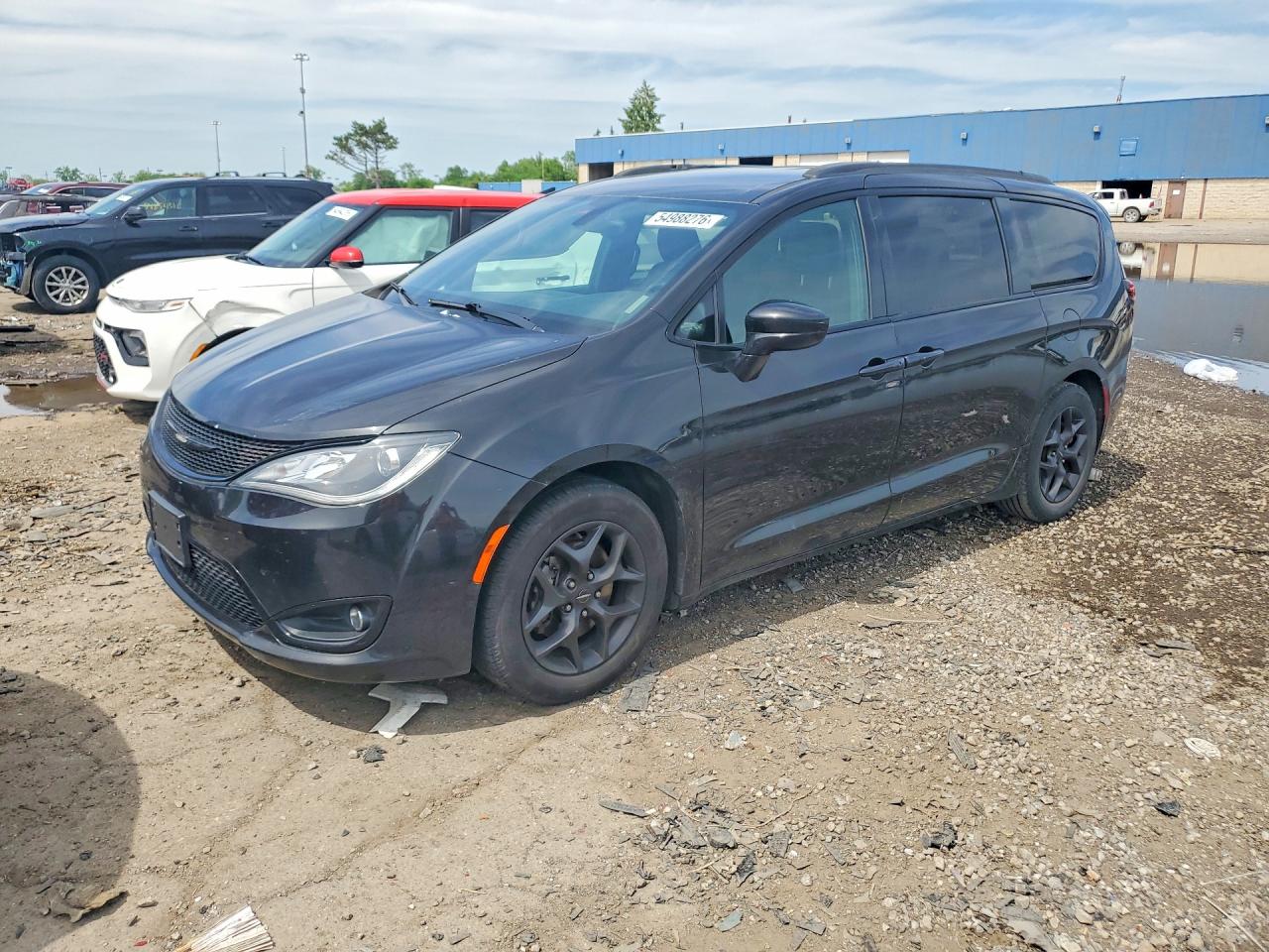 CHRYSLER PACIFICA 2018