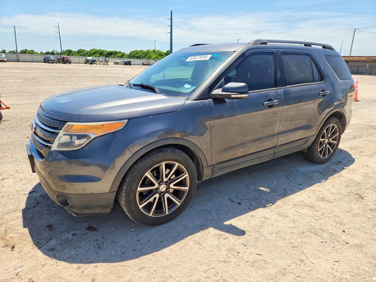 FORD EXPLORER 2015