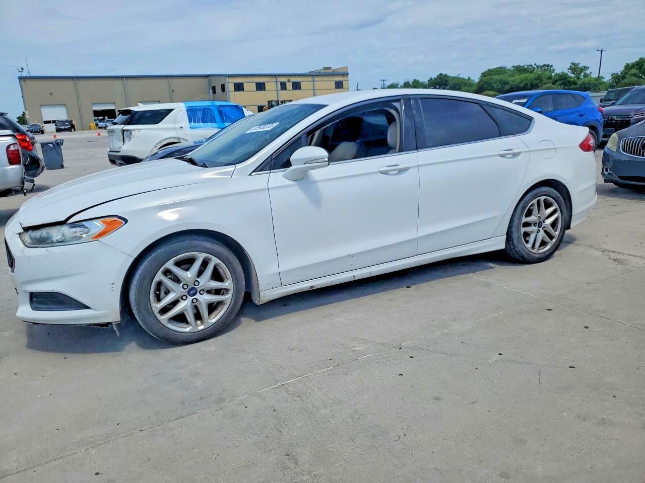 FORD FUSION 2015