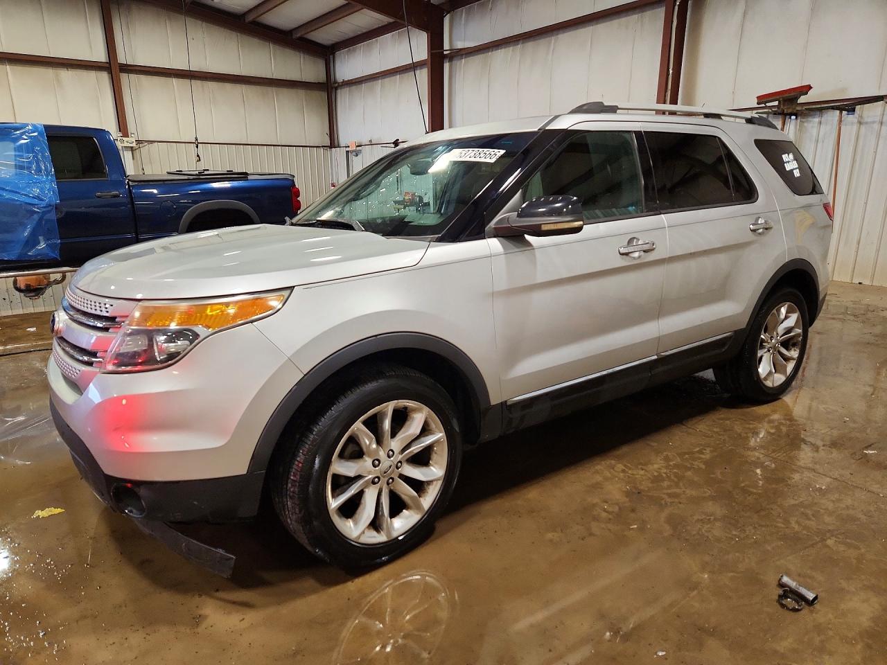 FORD EXPLORER 2011