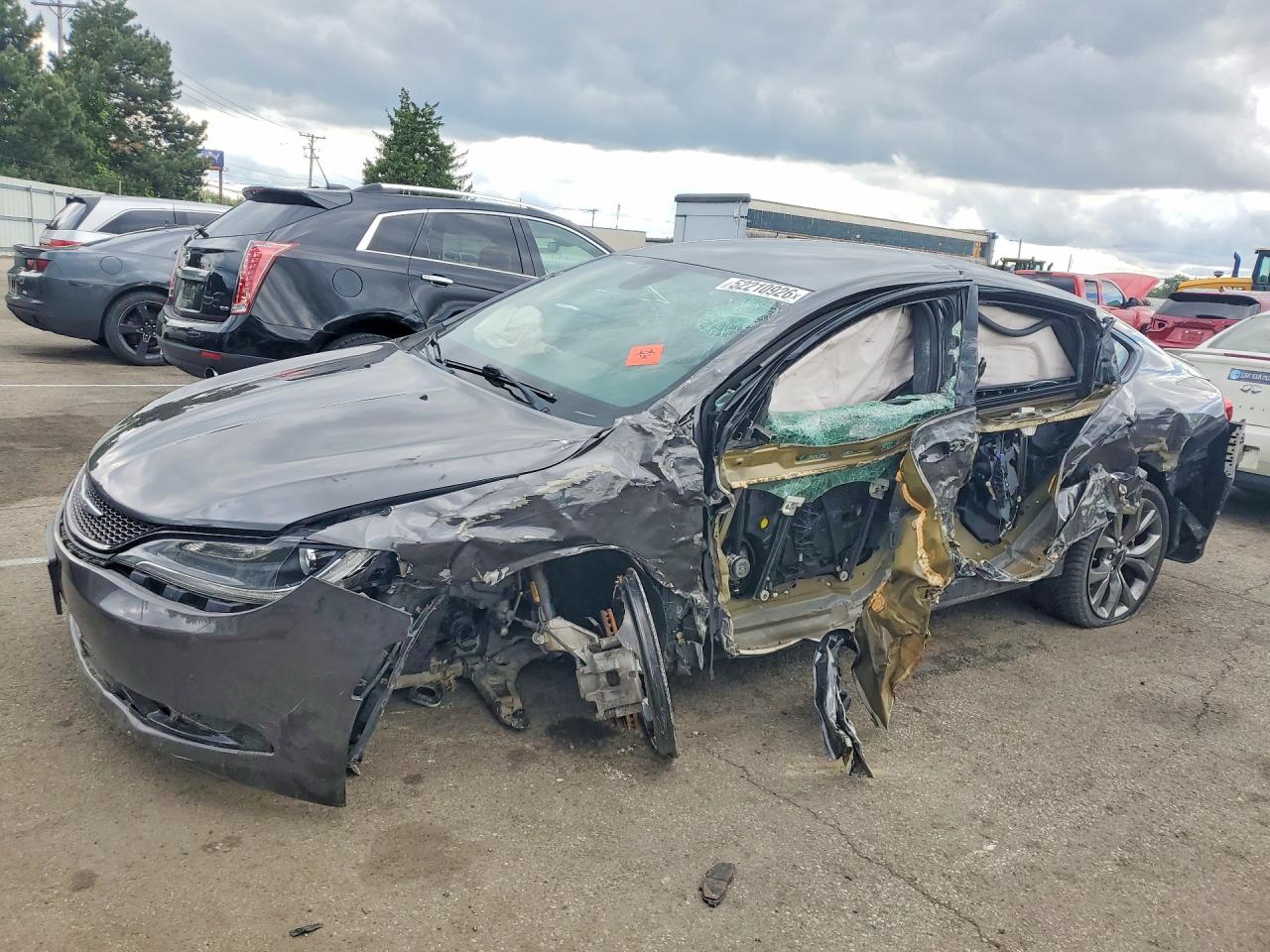CHRYSLER 200 2015