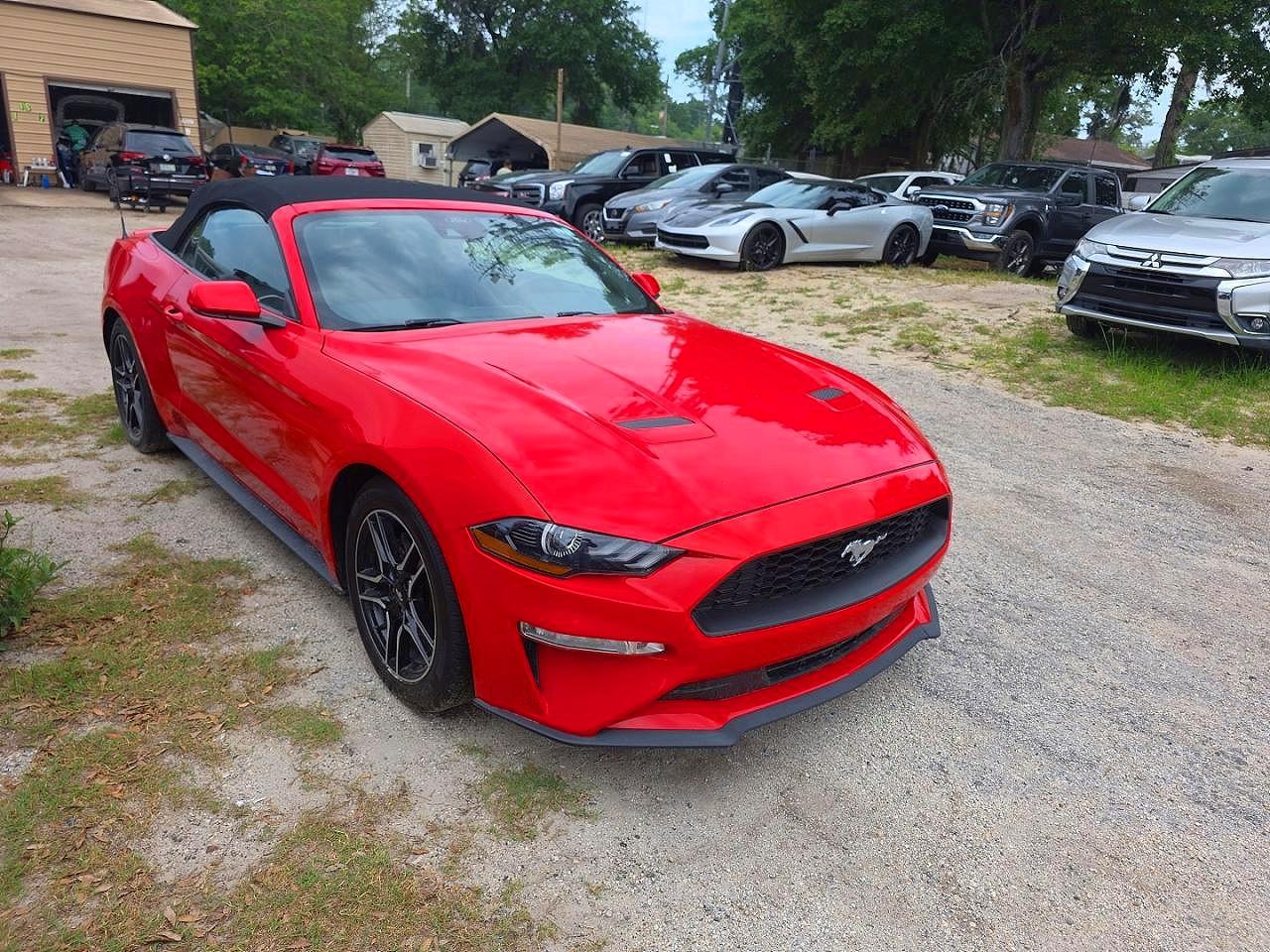 FORD MUSTANG 2021