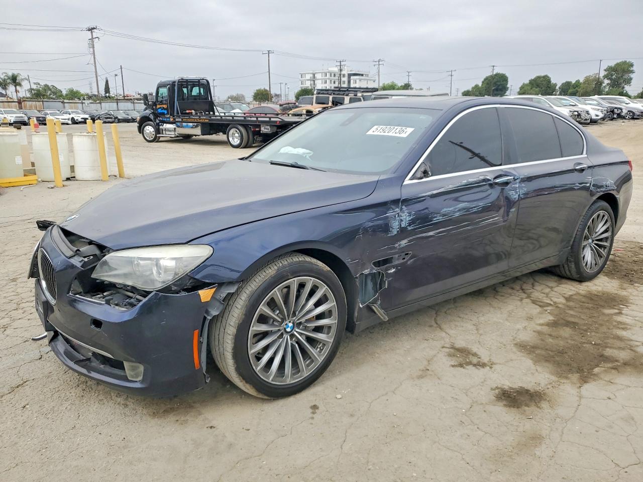 BMW 740 2012