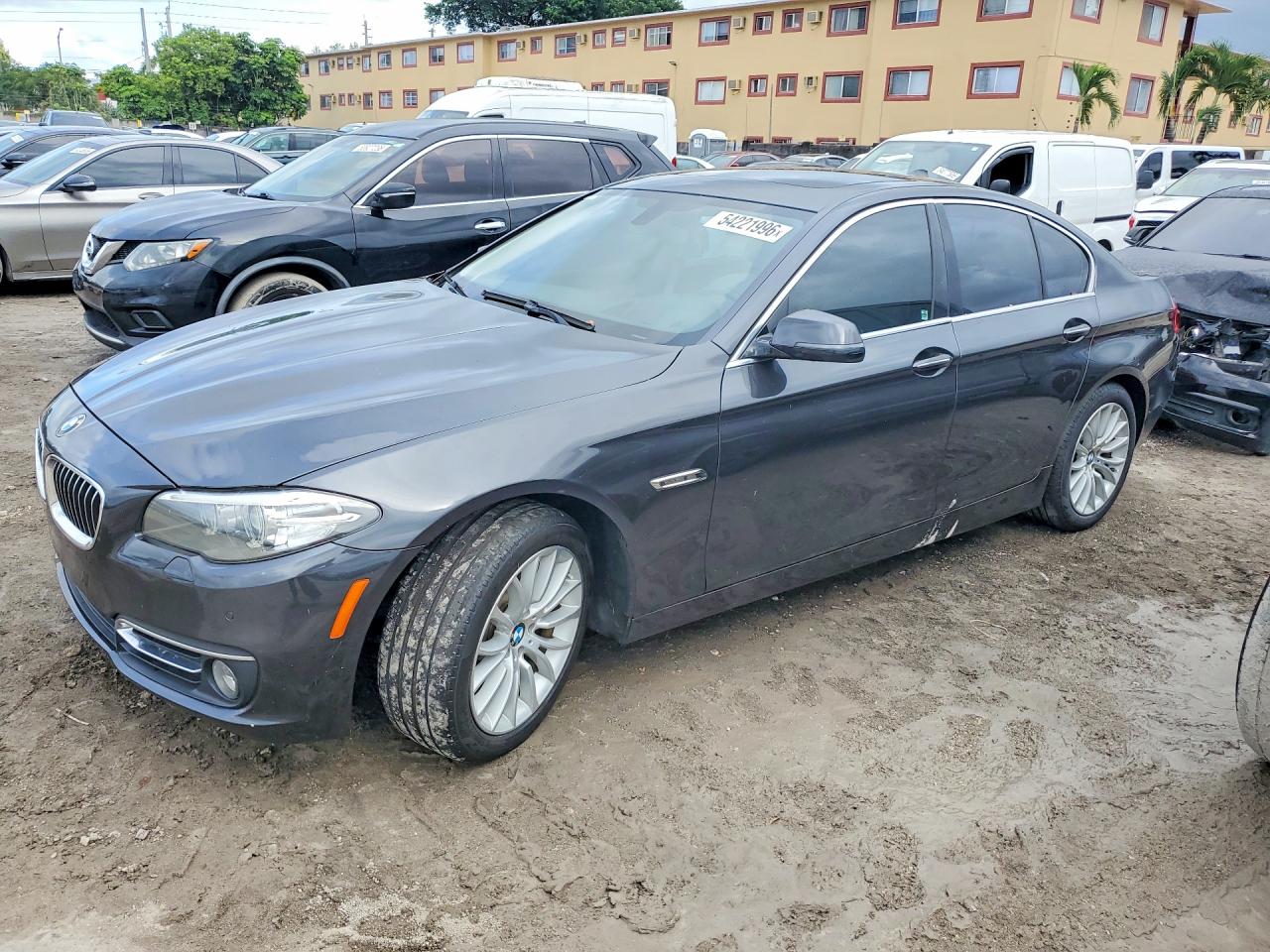 BMW 528 2016