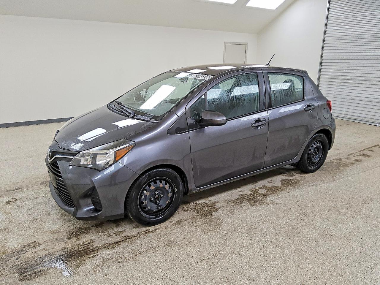 TOYOTA YARIS 2015