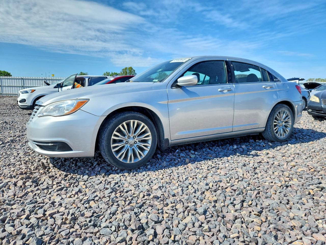 CHRYSLER 200 2012