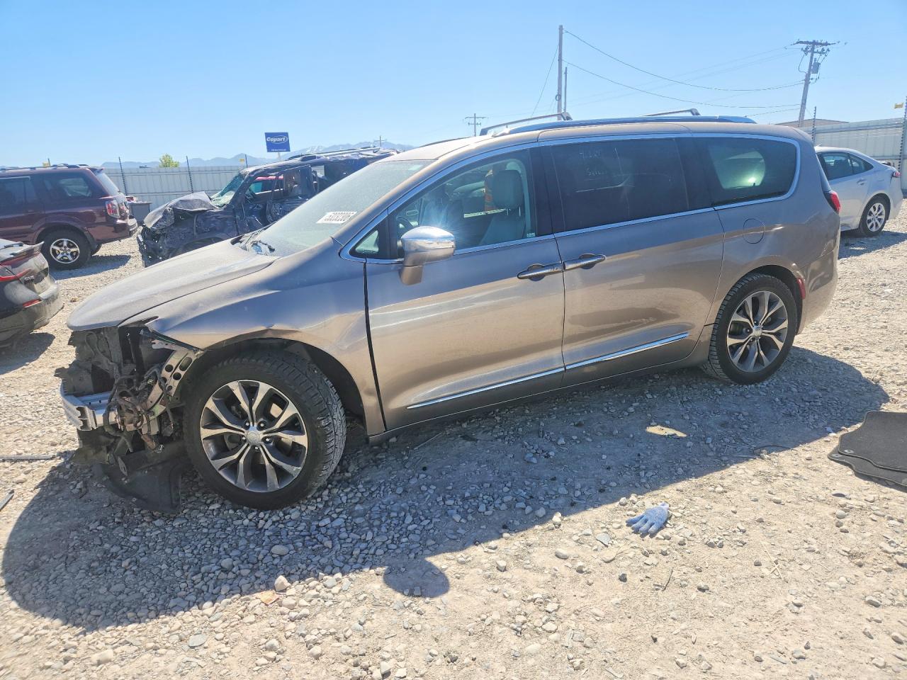 CHRYSLER PACIFICA 2017
