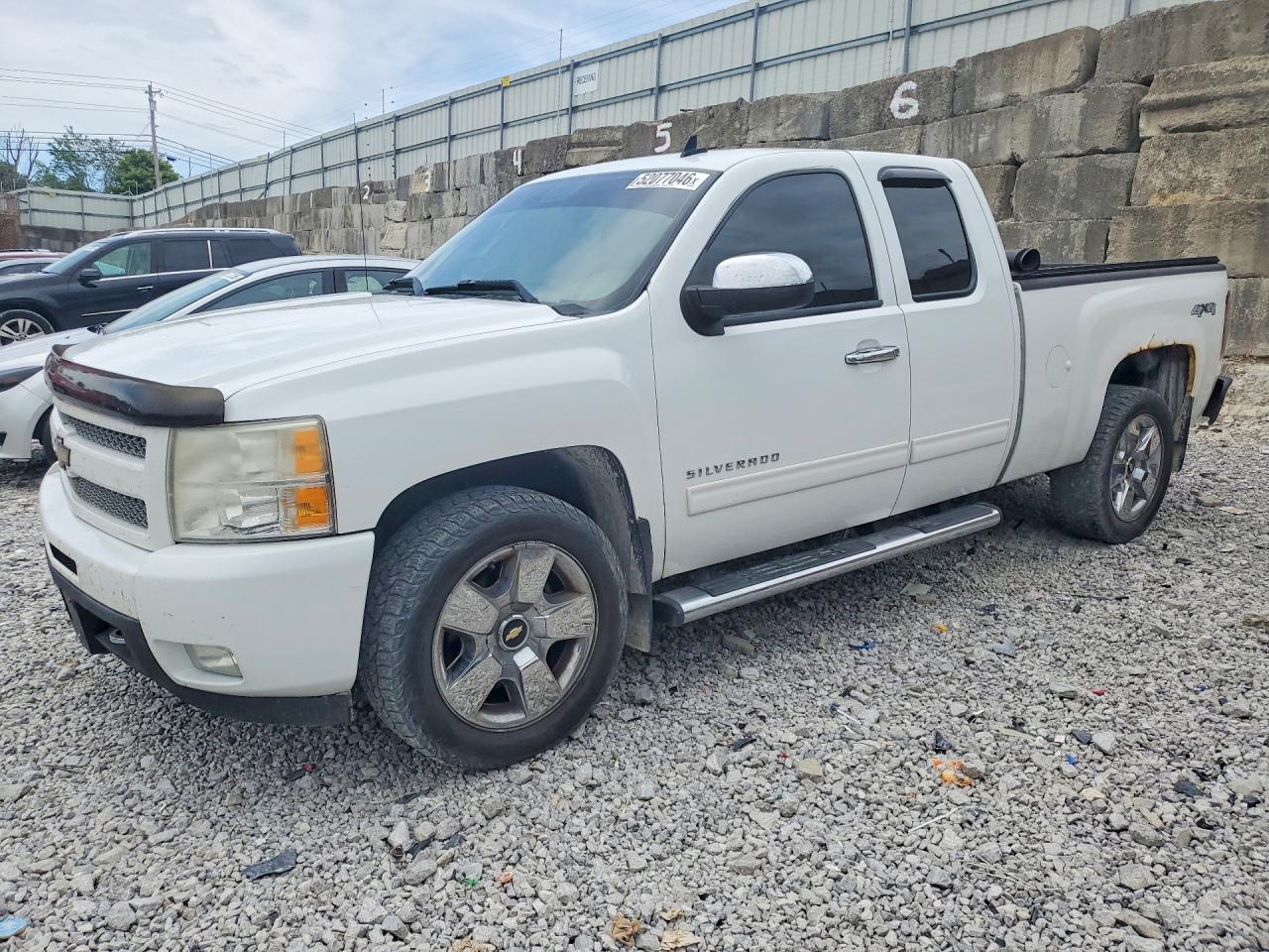 CHEVROLET SILVERADO 2010