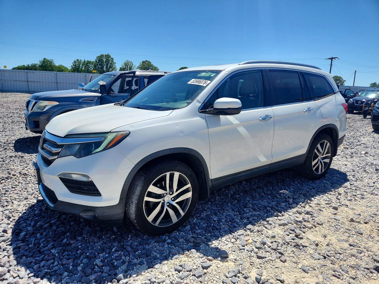 HONDA PILOT 2016