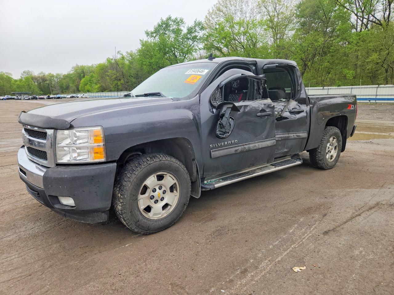 CHEVROLET SILVERADO 2011