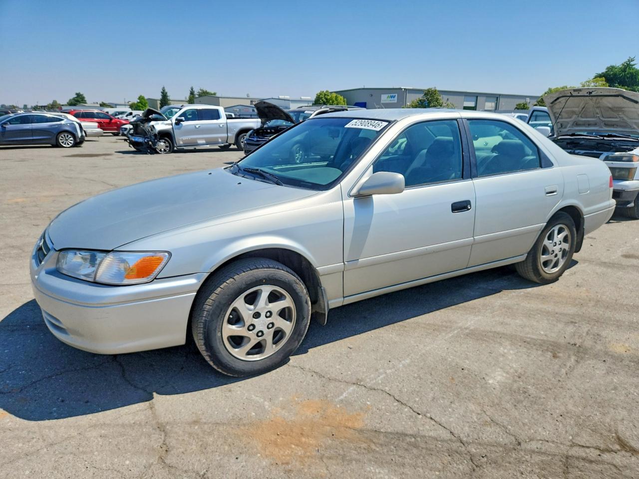 TOYOTA CAMRY 2001