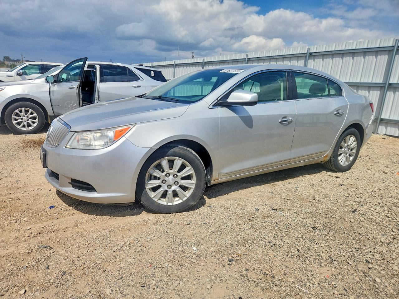 BUICK LACROSSE 2010