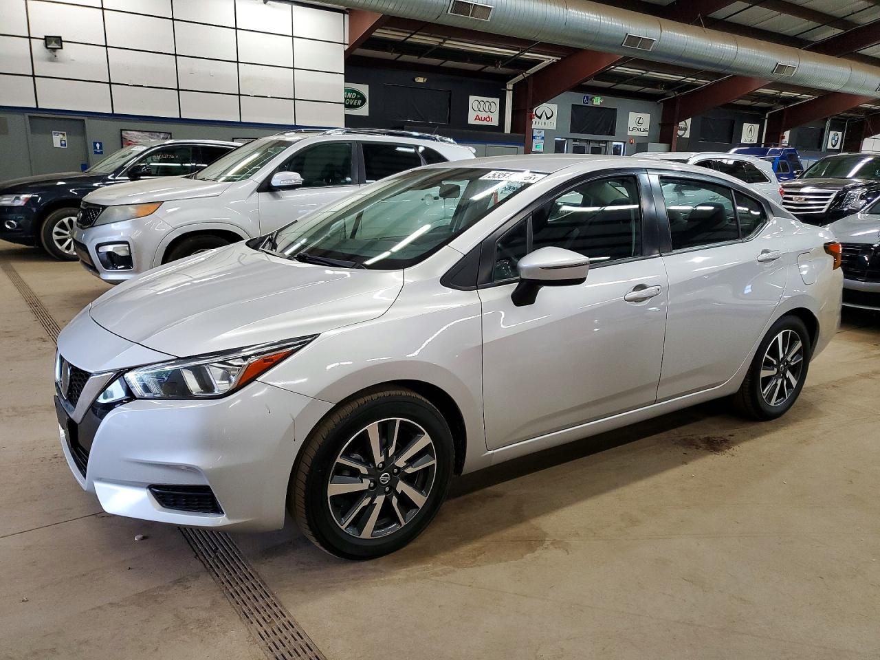 NISSAN VERSA 2021