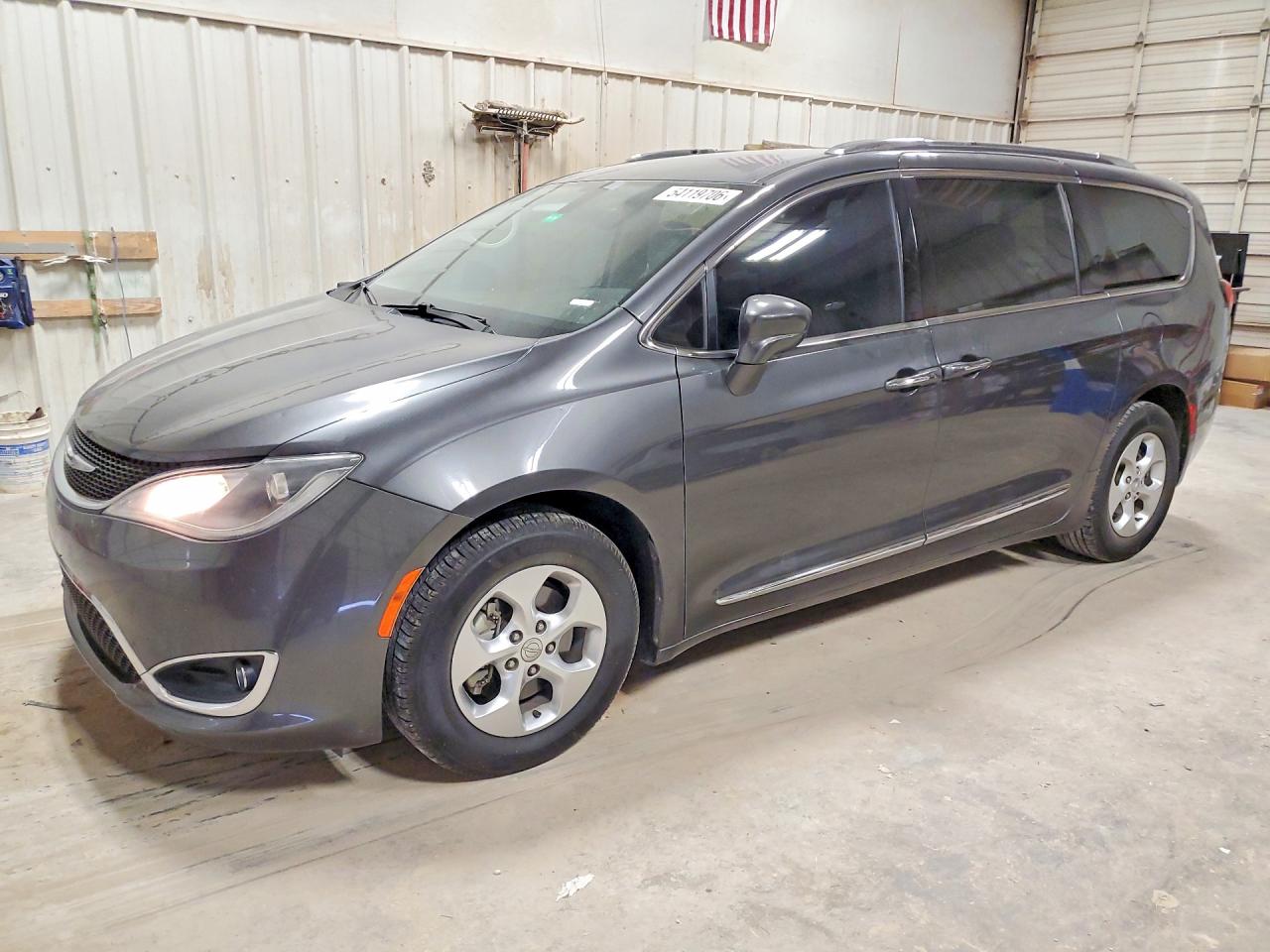 CHRYSLER PACIFICA 2017