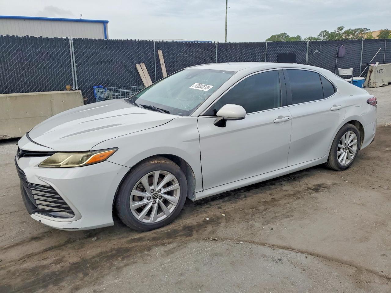 TOYOTA CAMRY 2023