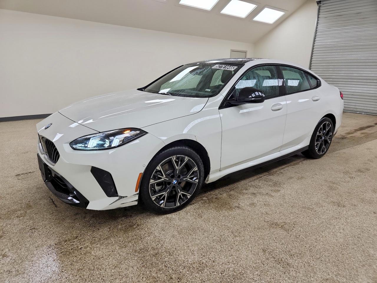 BMW 228 2026