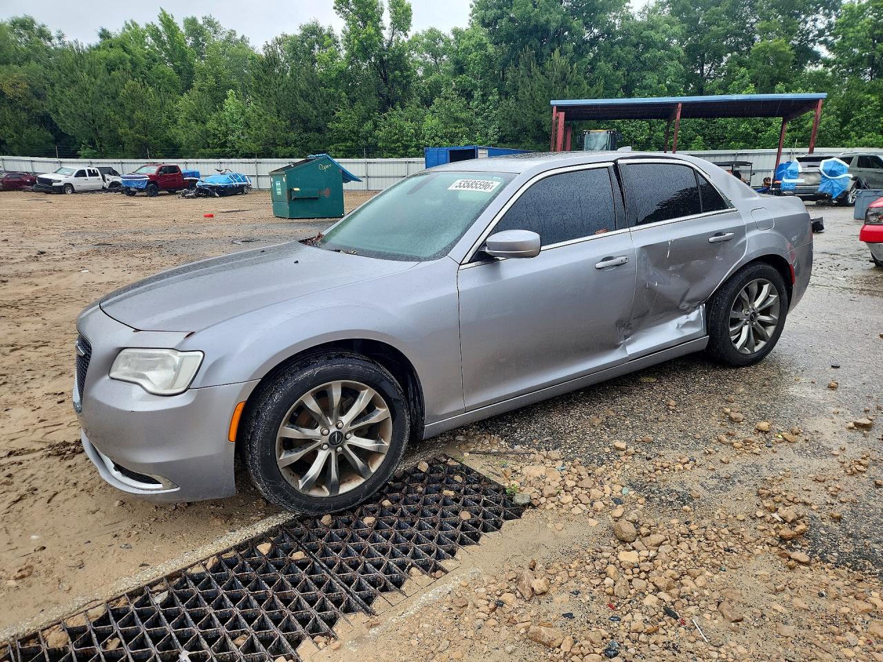 CHRYSLER 300 2015