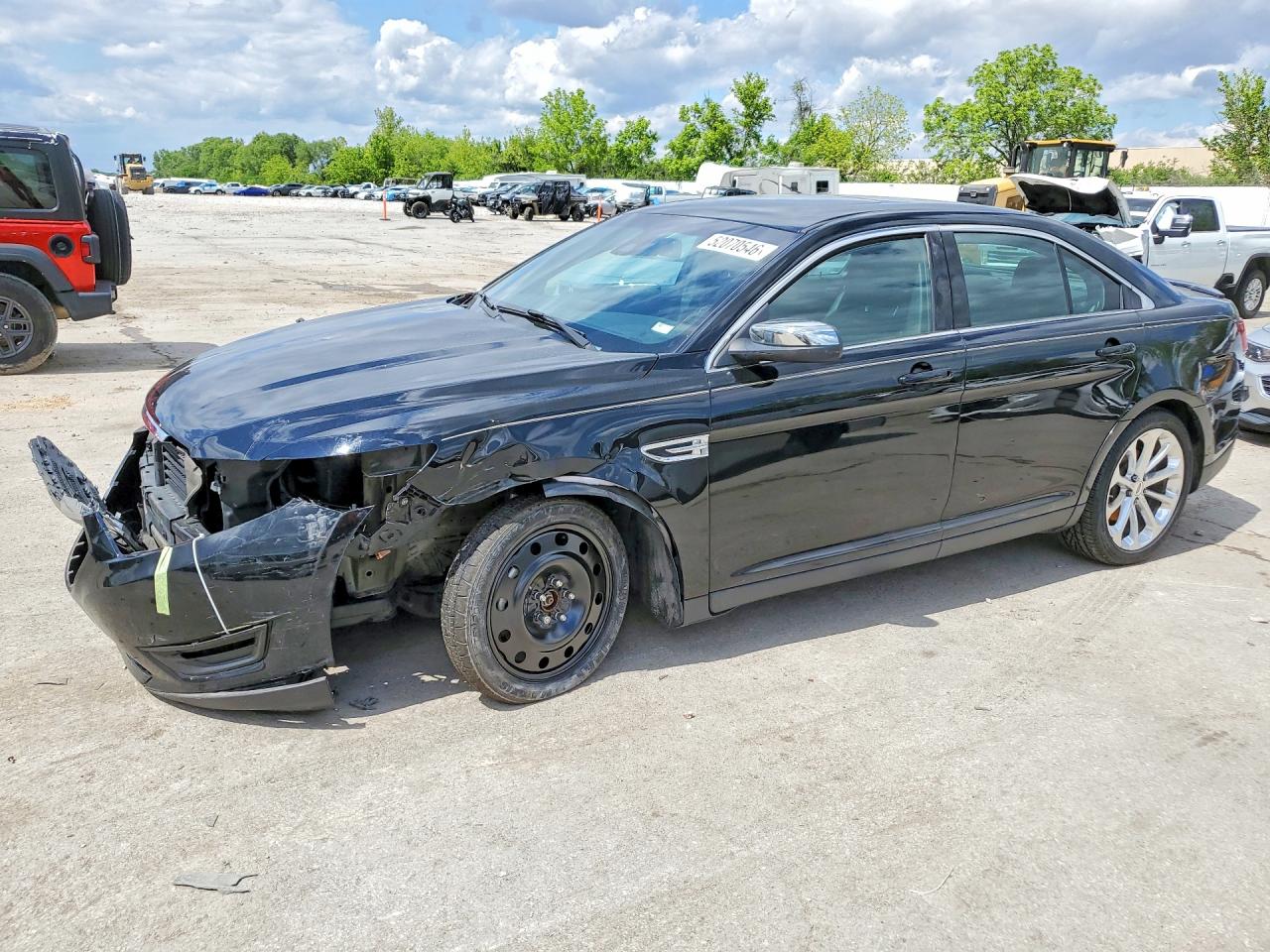 FORD TAURUS 2018