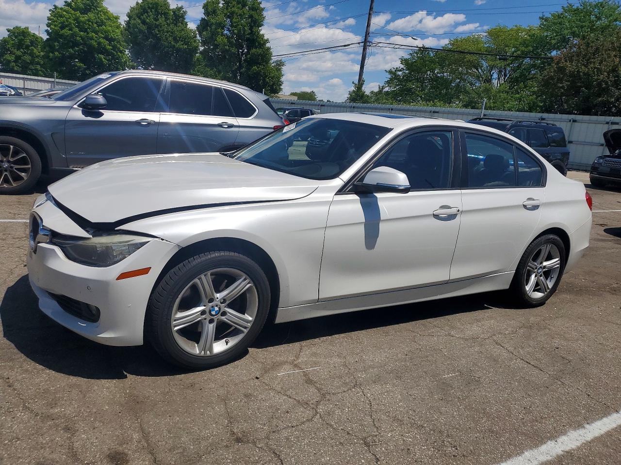 BMW 328 2015