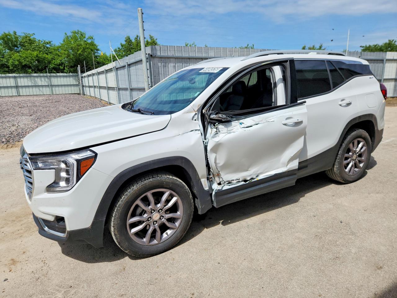 GMC TERRAIN 2024