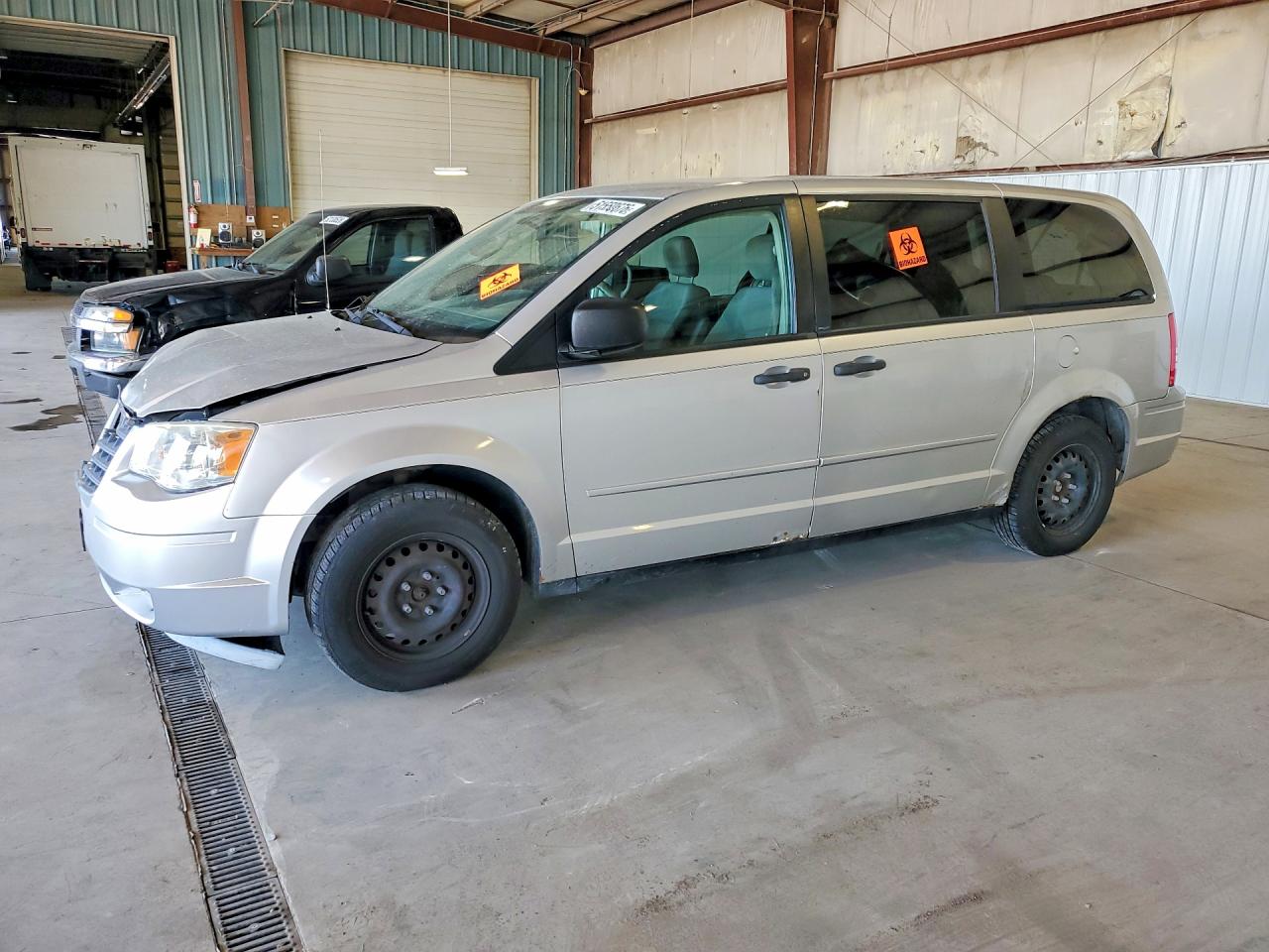 CHRYSLER TOWN & COUNTRY 2008
