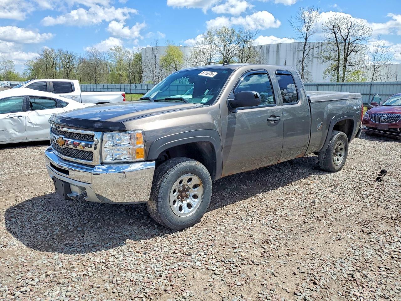 CHEVROLET SILVERADO 2013
