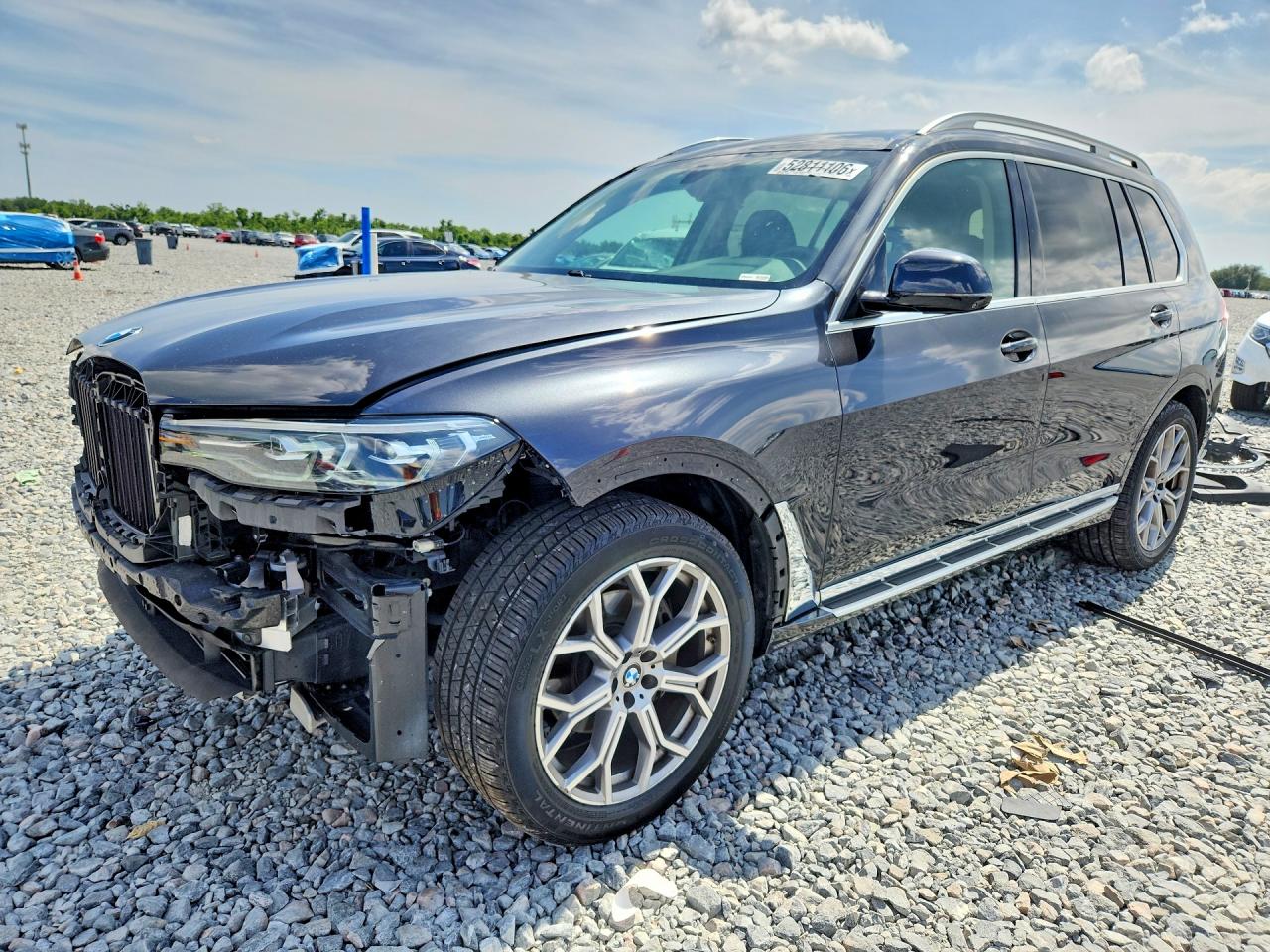 BMW X7 2021