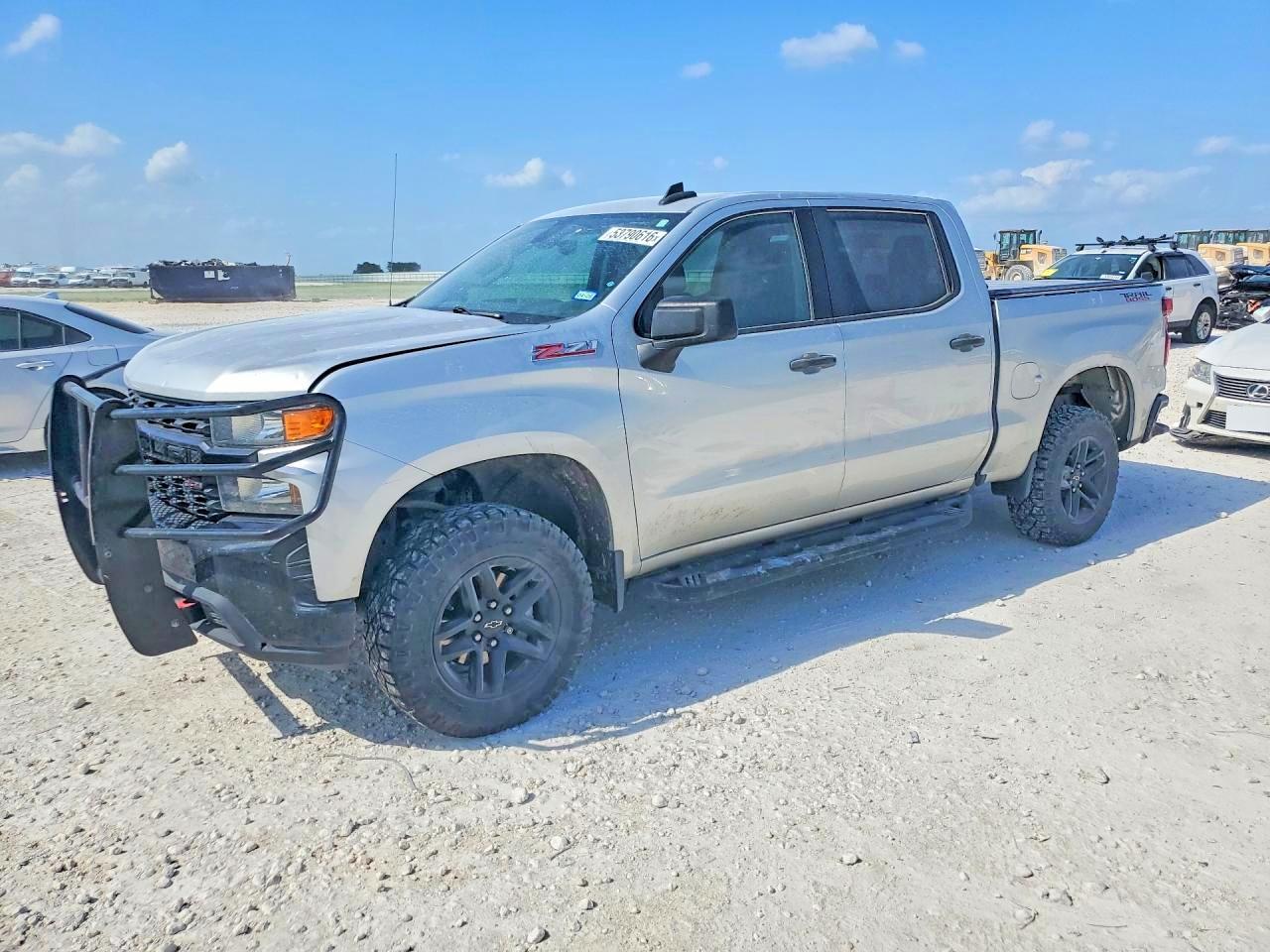 CHEVROLET SILVERADO 2021