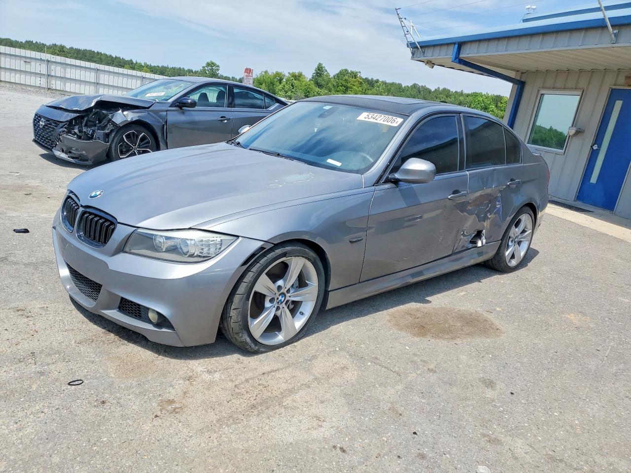 BMW 335 2009
