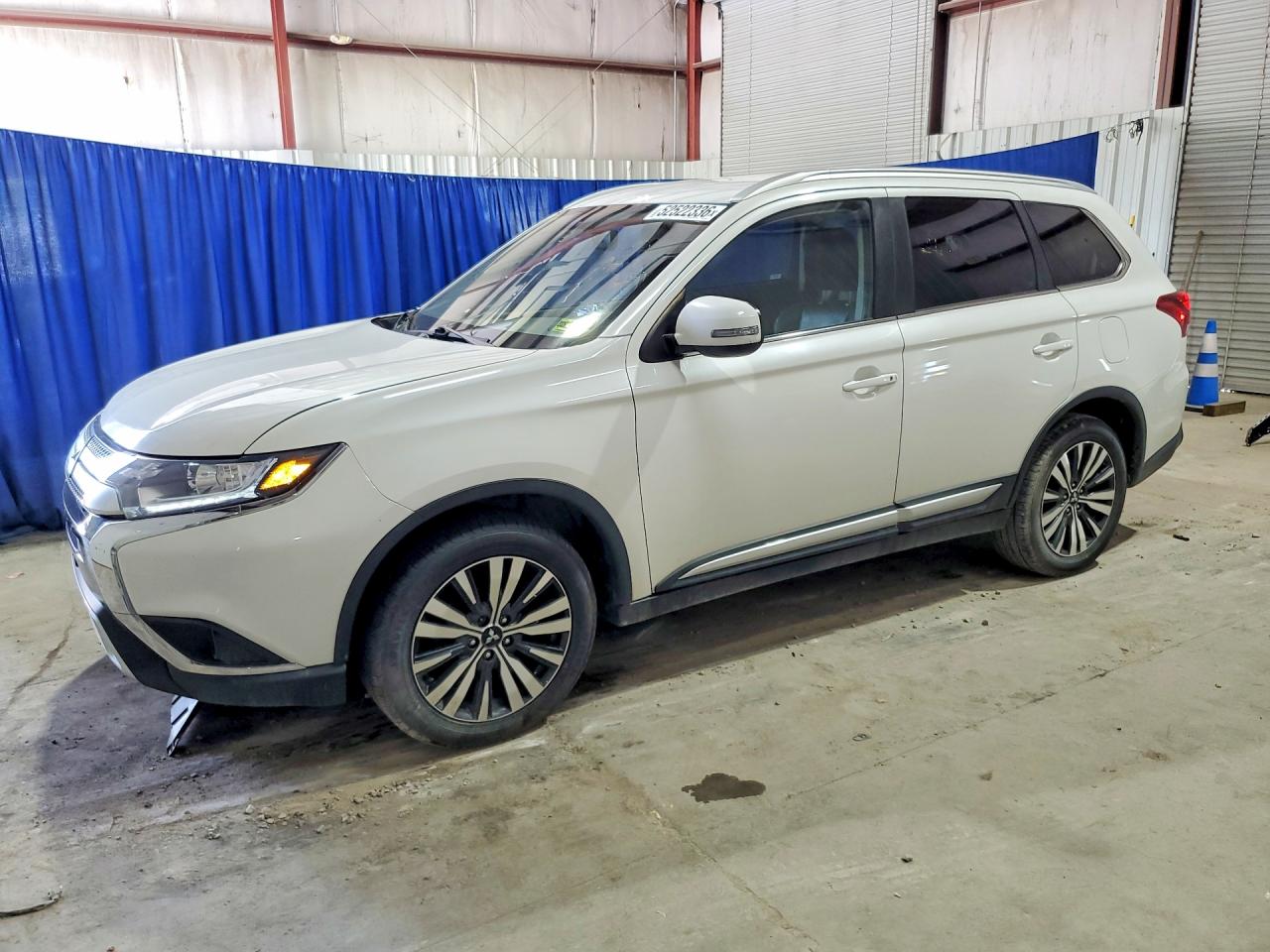 MITSUBISHI OUTLANDER 2019