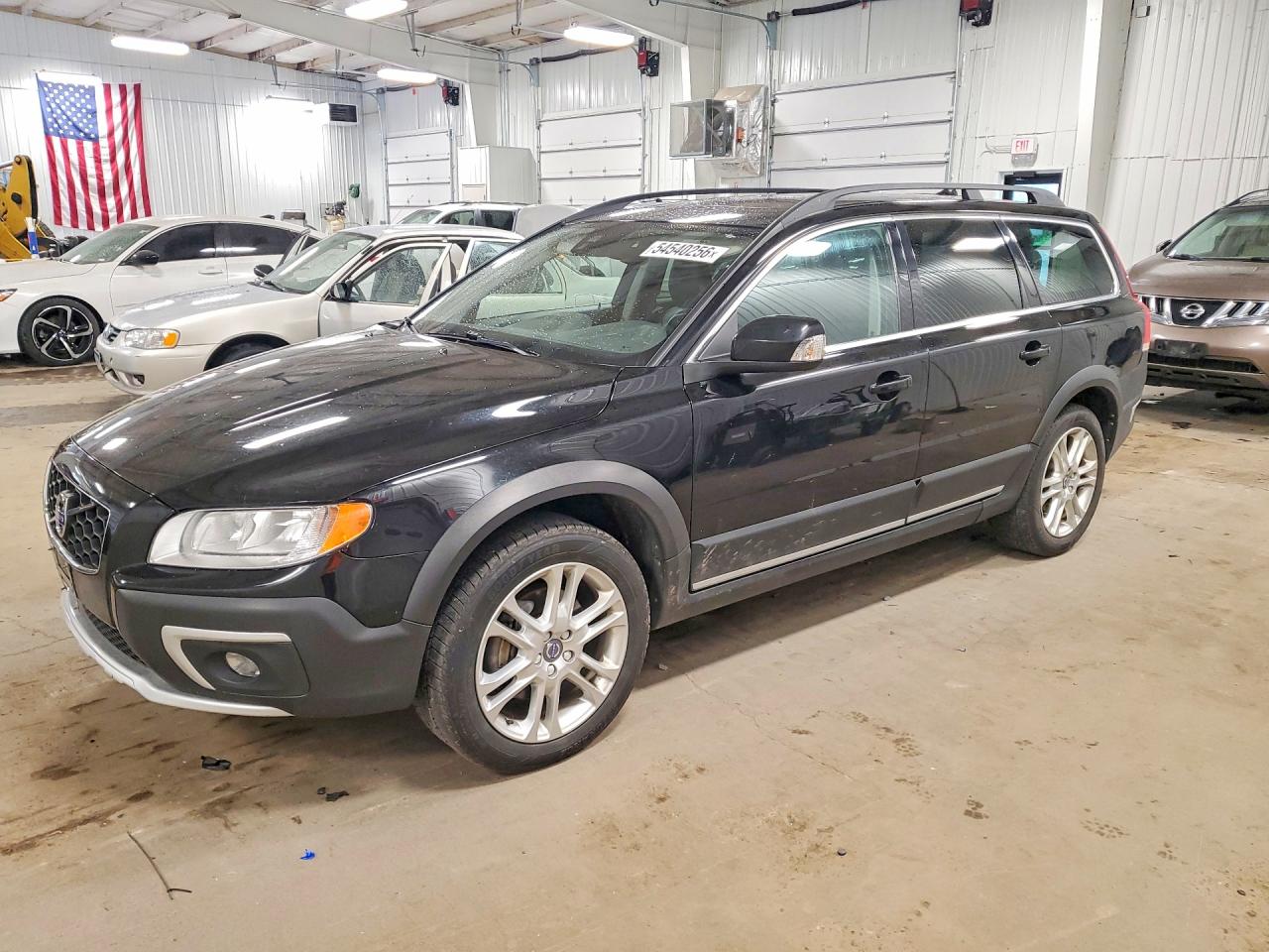VOLVO XC70 2016