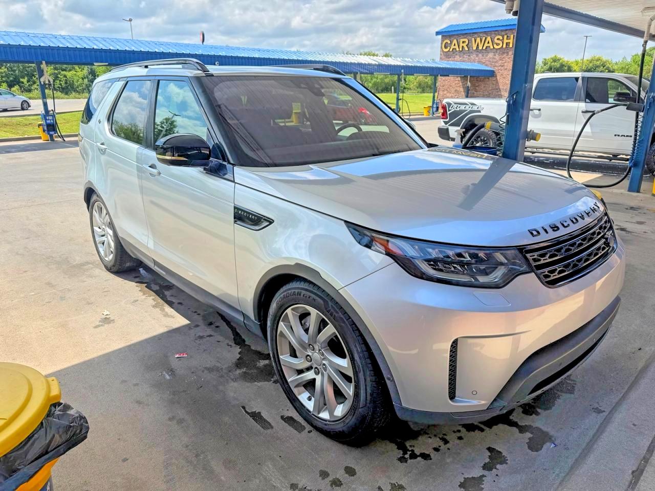 LAND ROVER DISCOVERY 2018