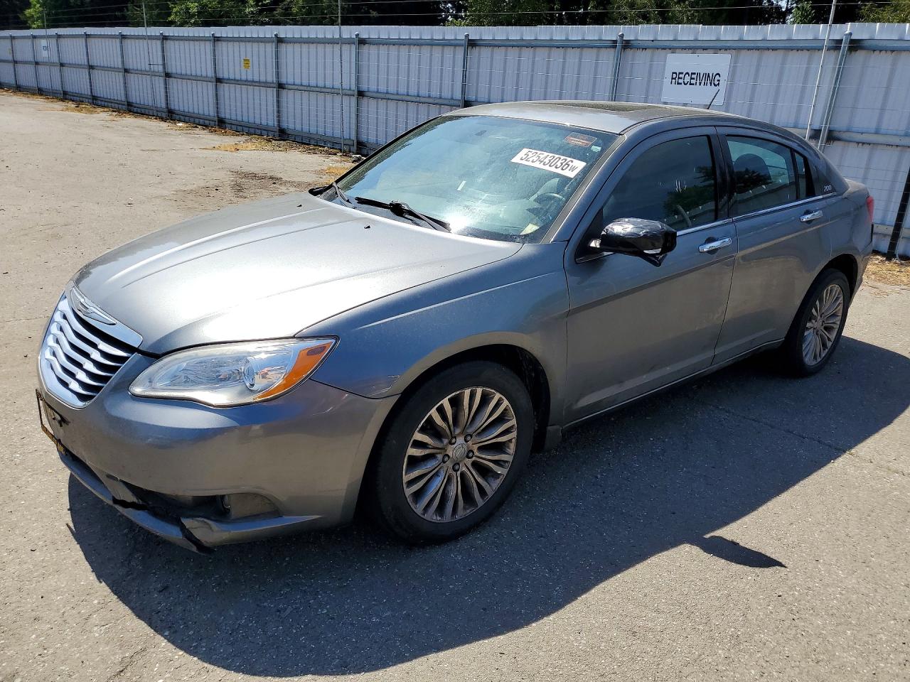 CHRYSLER 200 2011