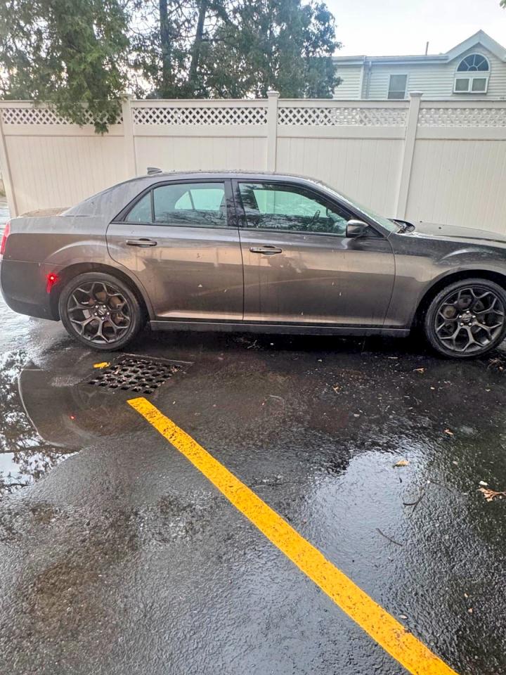 CHRYSLER 300 2020
