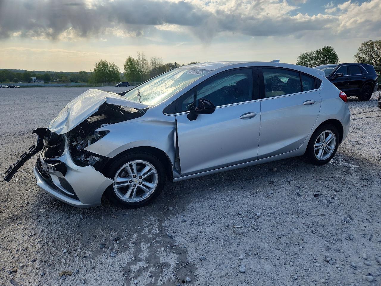 CHEVROLET CRUZE 2018