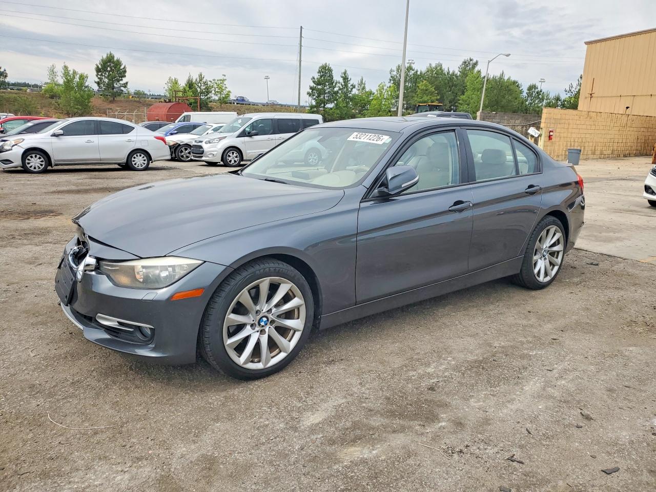 BMW 328 2012