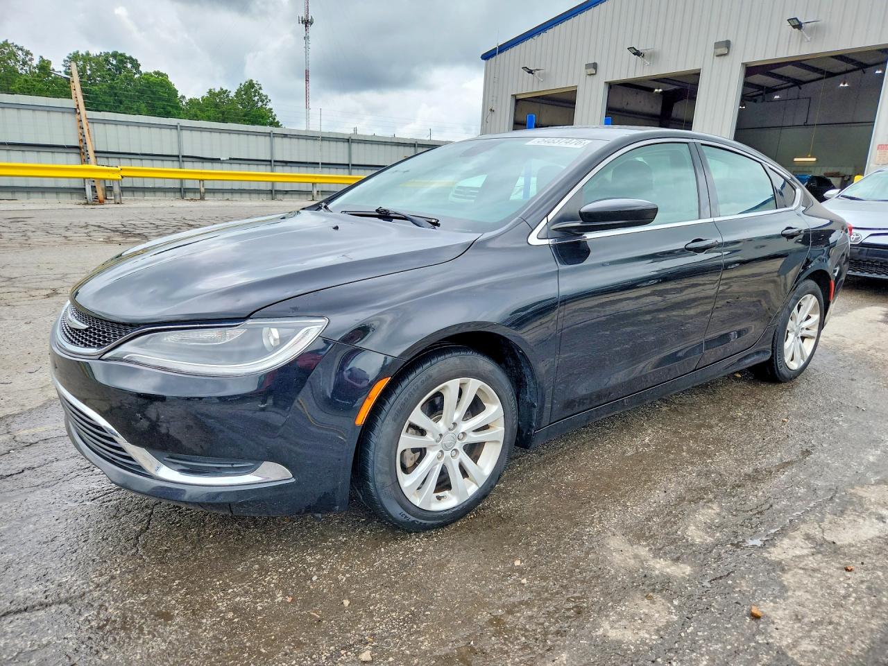 CHRYSLER 200 2015