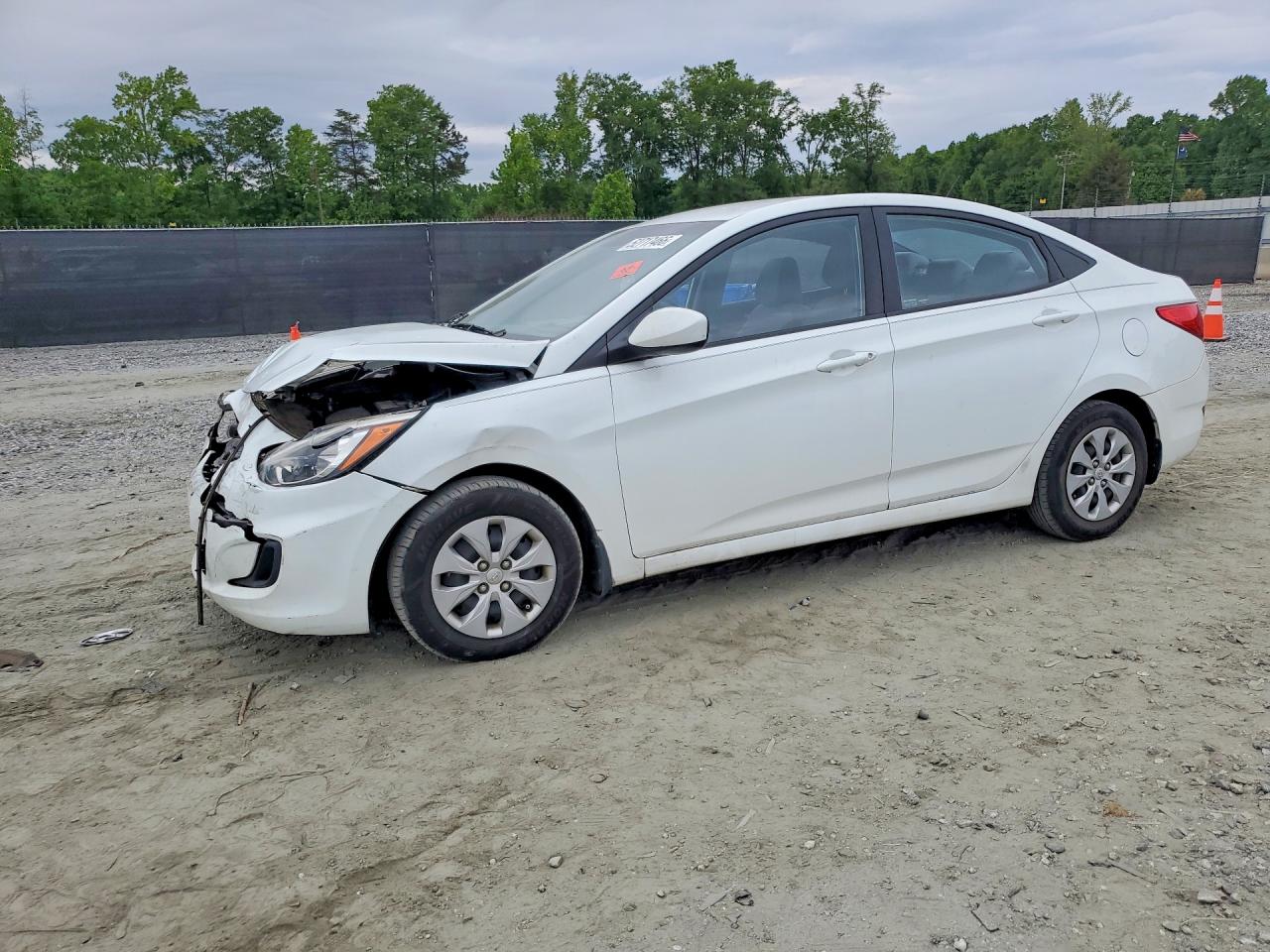 HYUNDAI ACCENT 2015