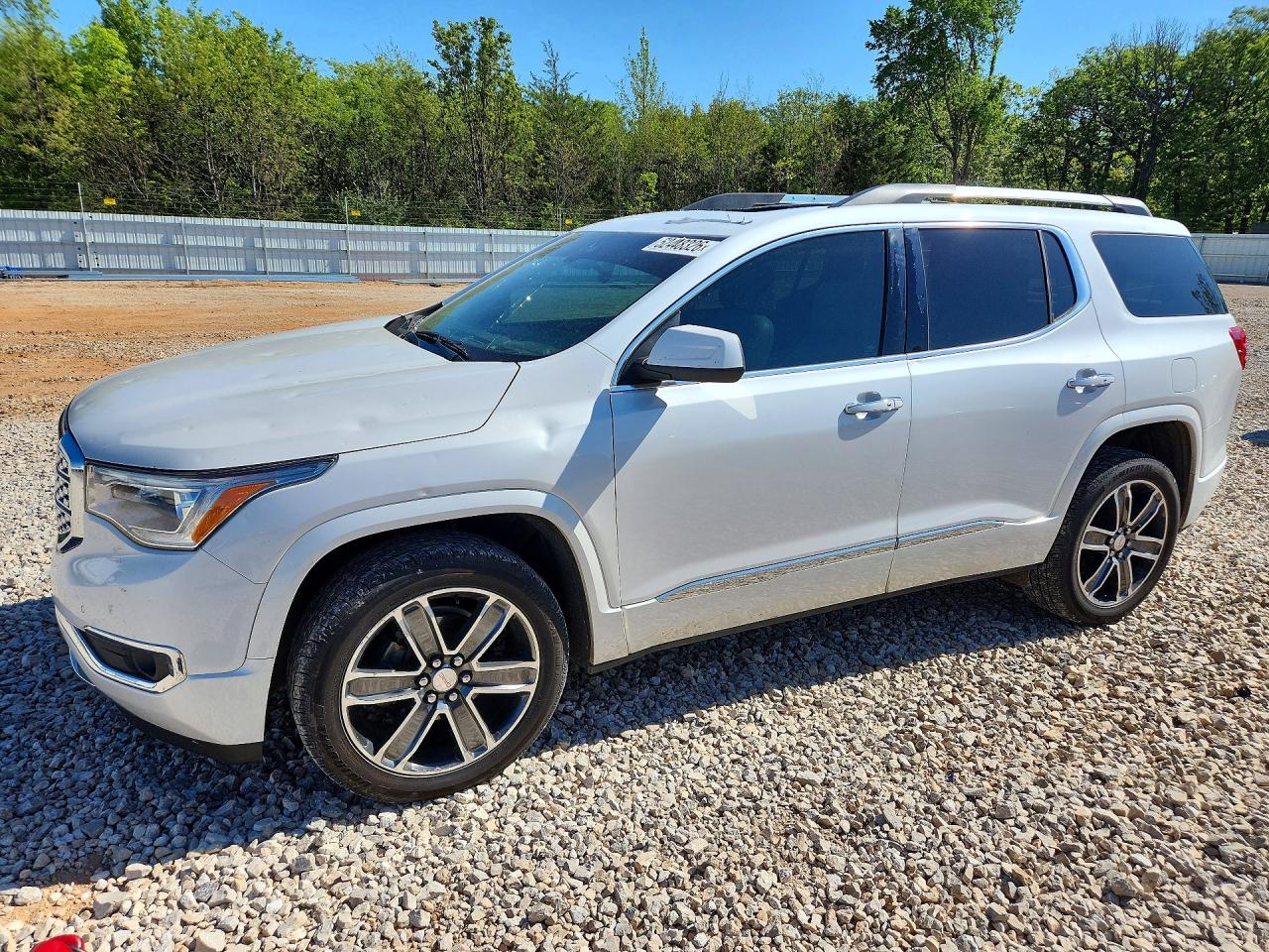 GMC ACADIA 2017