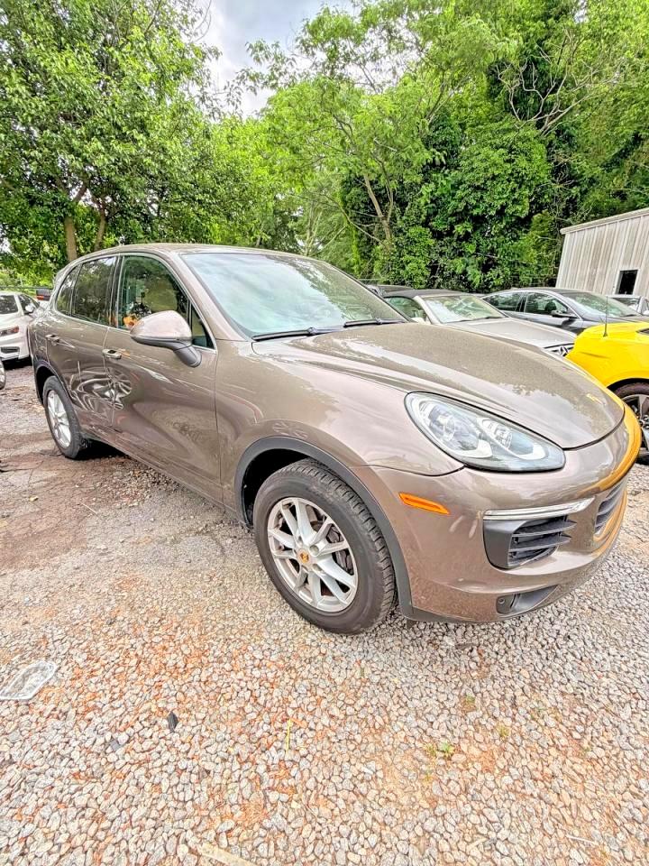 PORSCHE CAYENNE 2016
