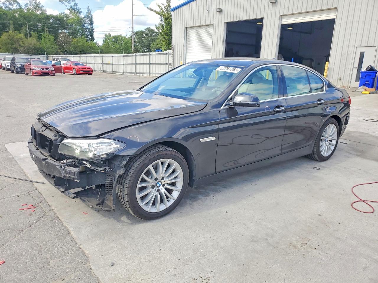BMW 528 2016