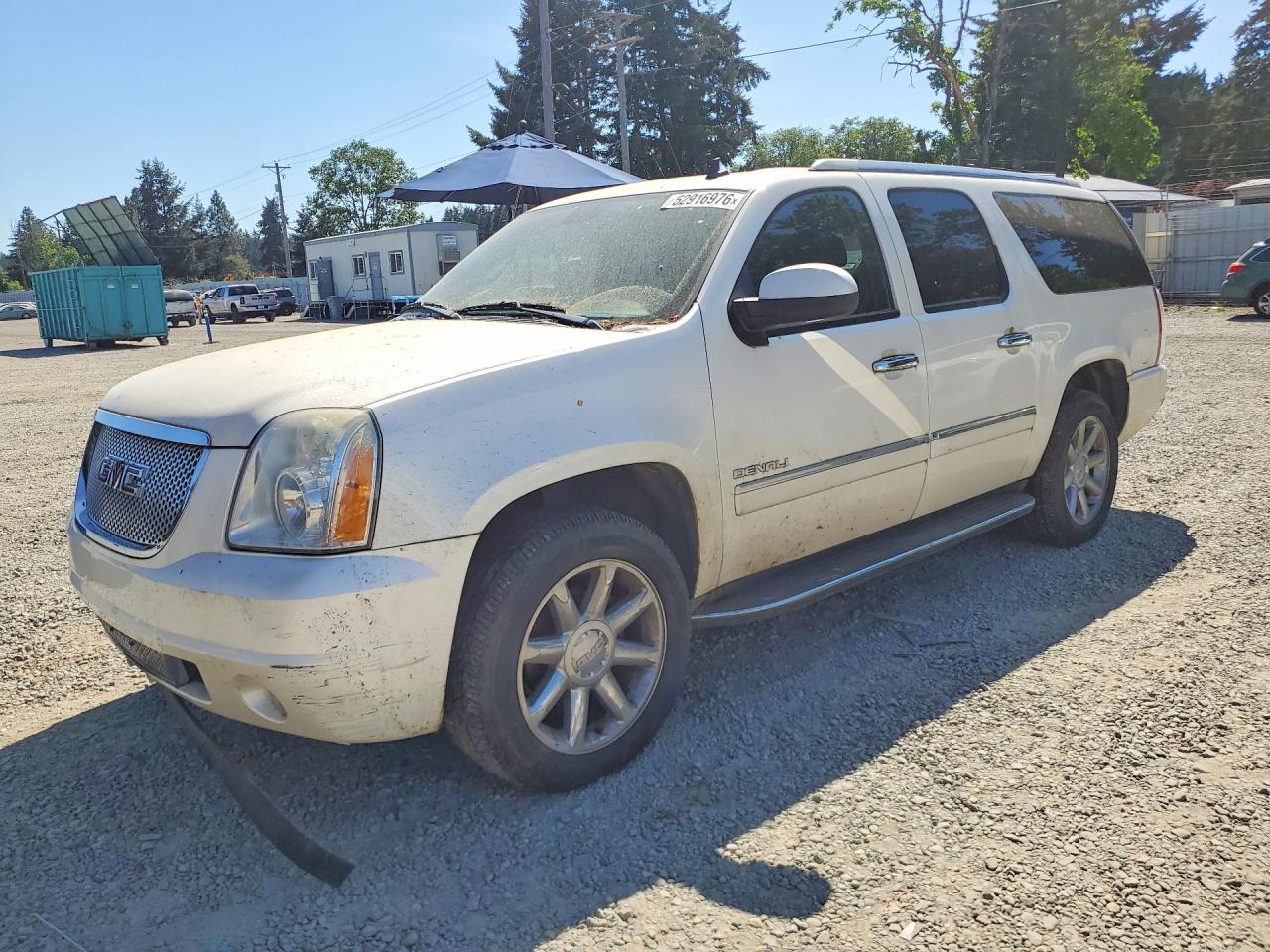 GMC YUKON XL 2011