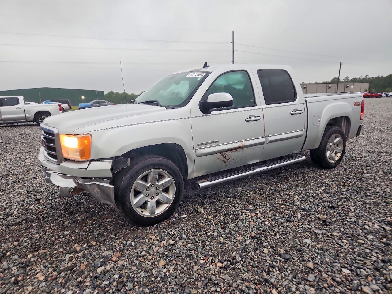 GMC SIERRA 2013